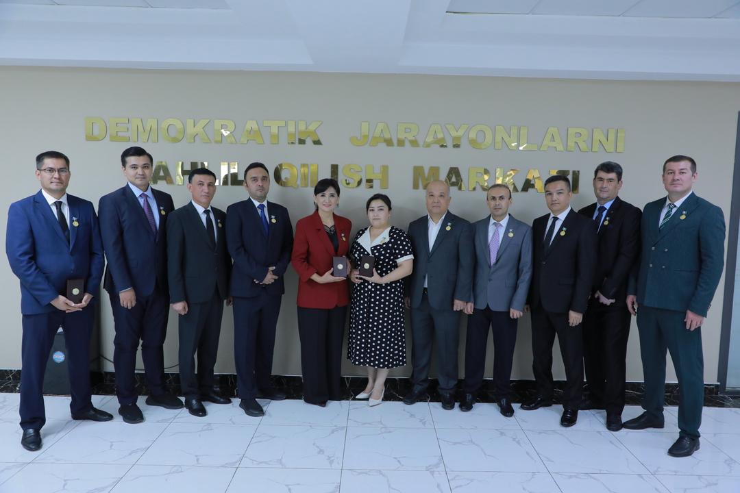 Markaz xodimlari “O‘zbekiston Respublikasi mustaqilligining 35 yilligi” esdalik nishoni bilan taqdirlandi